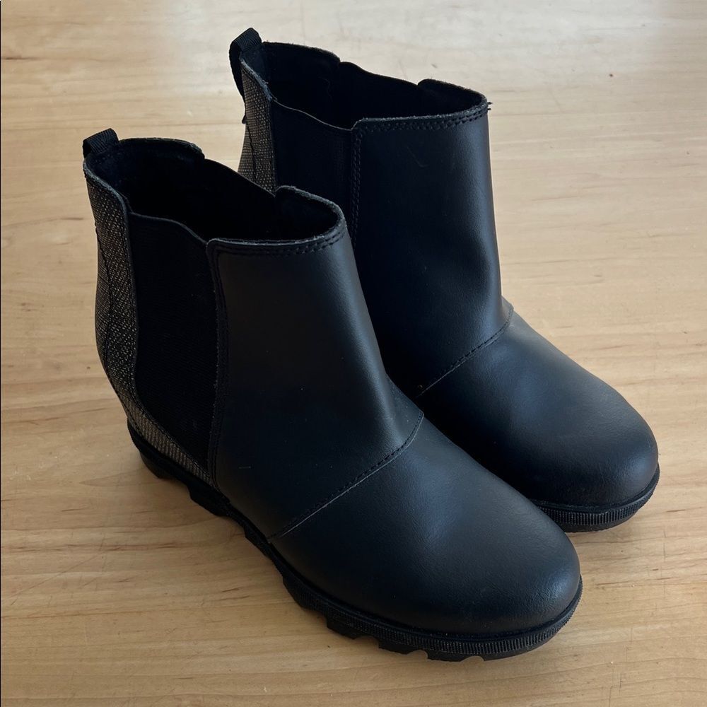 Sorel Black Ankle Booties